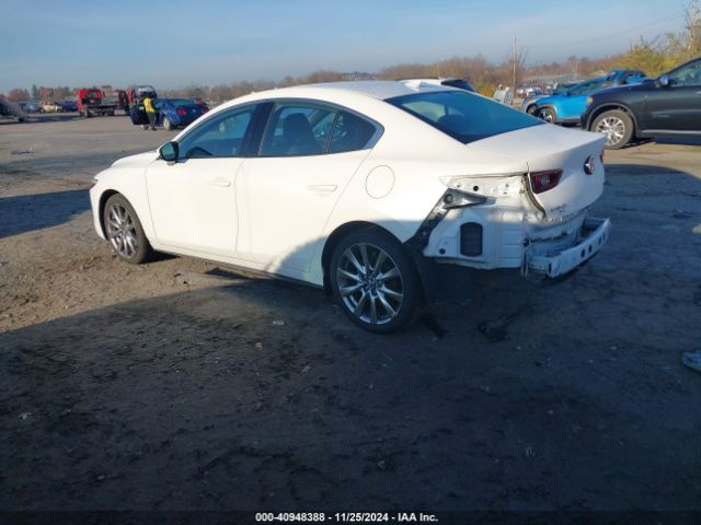3MZBPBDL7NM308790 Mazda Mazda3 Premium