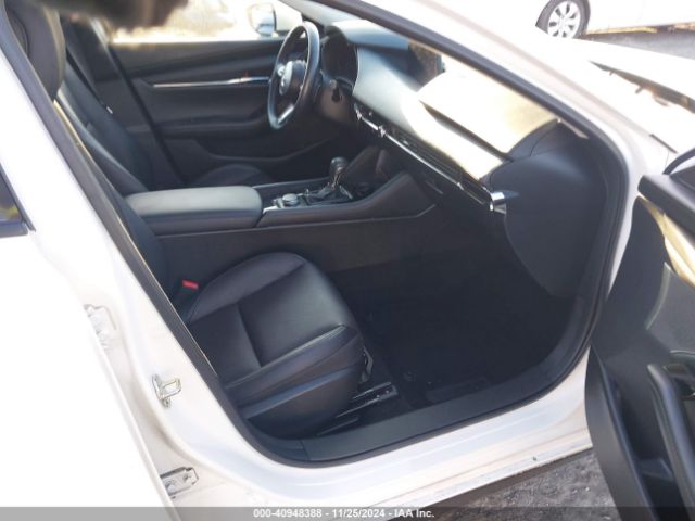 3MZBPBDL7NM308790 Mazda Mazda3 Premium