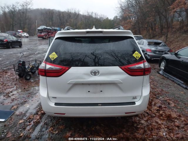 5TDJZ3DC6LS237433 Toyota SIENNA LE