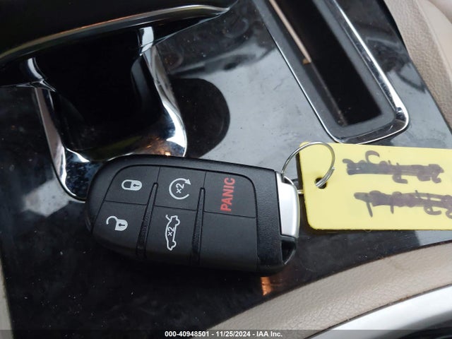 Chrysler 300 2014 2C3CCARG0EH160476 Image 11