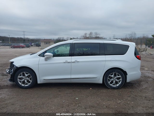 Chrysler Pacifica Touring L Plus 2018 2C4RC1EG9JR322573 Image 14