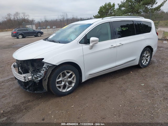 2C4RC1EG9JR322573 Chrysler Pacifica Touring L Plus