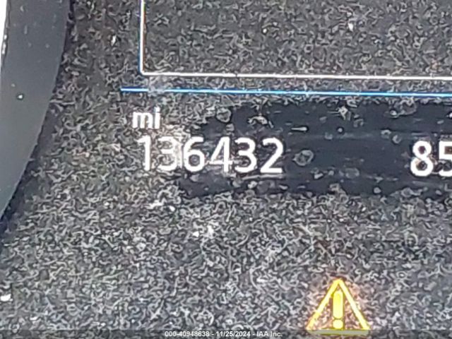 3VV1B7AX5JM121240 Volkswagen Tiguan 2.0t S