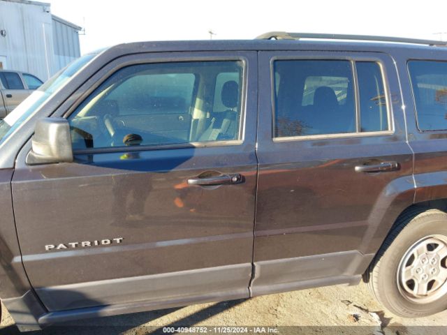1C4NJPBA7FD413102 Jeep Patriot Sport
