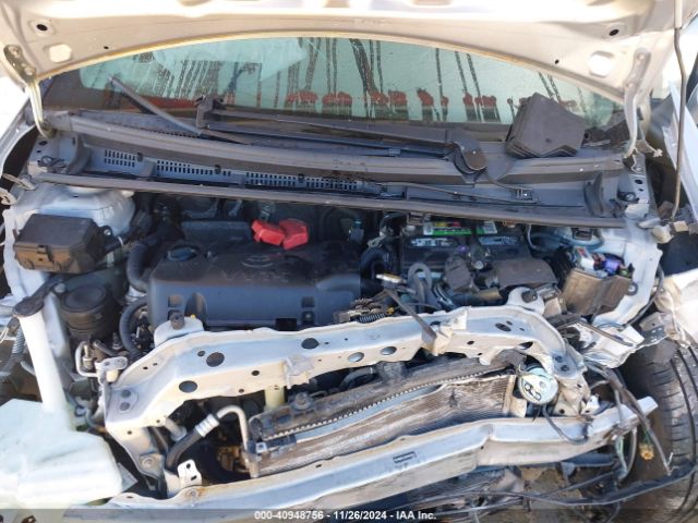 VNKKTUD35FA043657 Toyota YARIS L