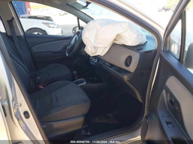 VNKKTUD35FA043657 Toyota YARIS L