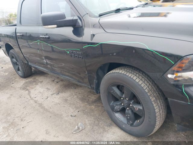 1C6RR7LG9JS170532 RAM 1500 Big Horn  4x4 5'7 Box