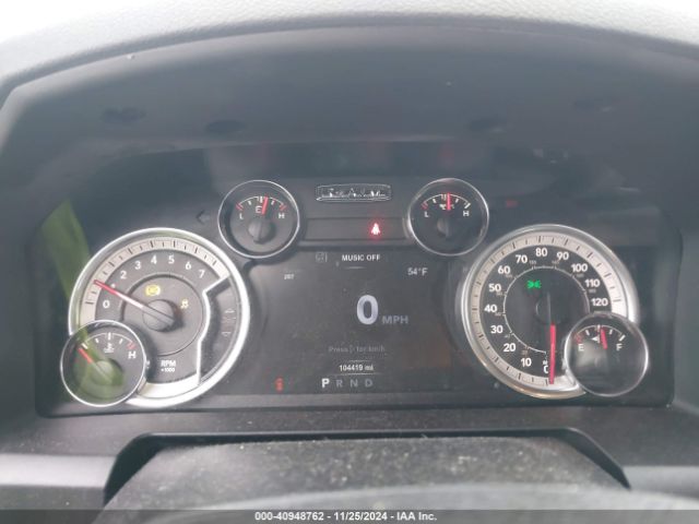 1C6RR7LG9JS170532 RAM 1500 Big Horn  4x4 5'7 Box