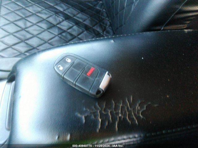 3C4PDCBB9KT773977 Dodge JOURNEY SE
