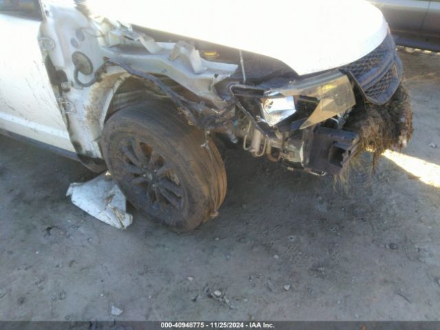3C4PDCBB9KT773977 Dodge JOURNEY SE