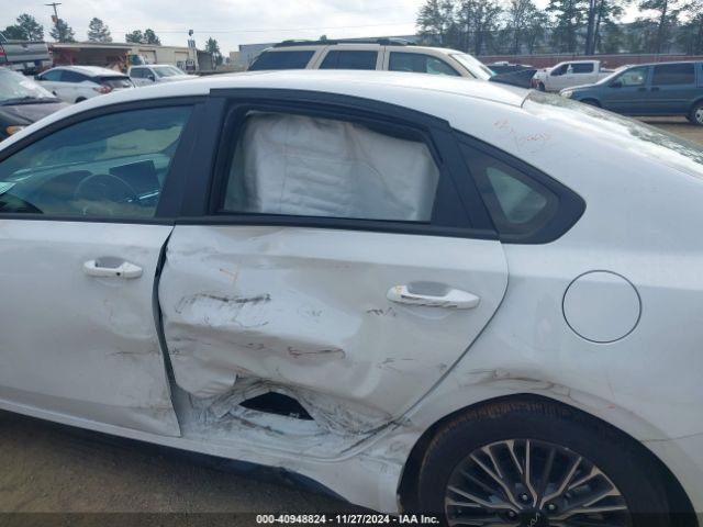 3KPF54AD1RE822878 KIA Forte Gt-line