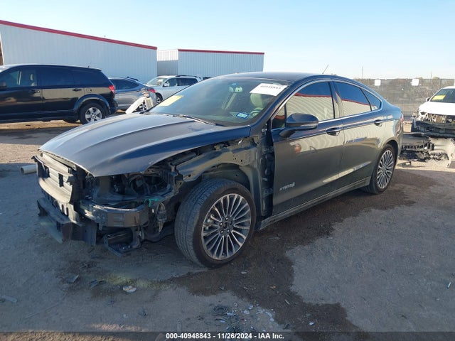 Ford Fusion Hybrid Titanium 2017 3FA6P0RU8HR279954 Image 2