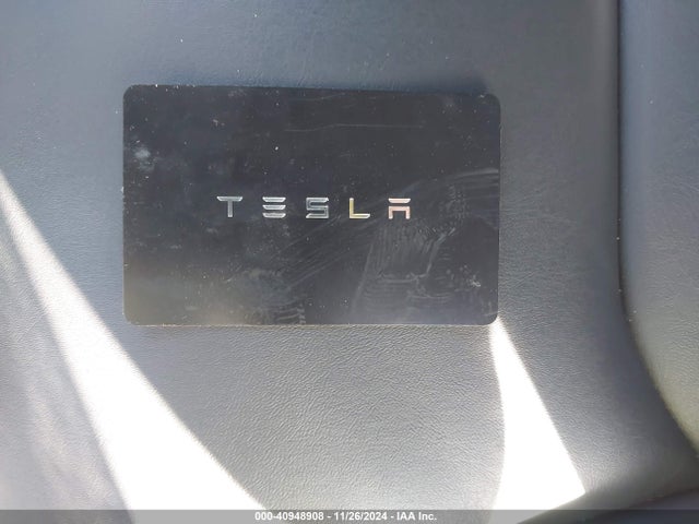 2021 TESLA MODEL Y 5YJYGDEE0MF184275 Photo 10