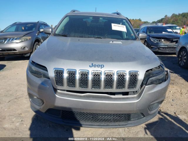 1C4PJLCB9KD365900 Jeep Cherokee Latitude