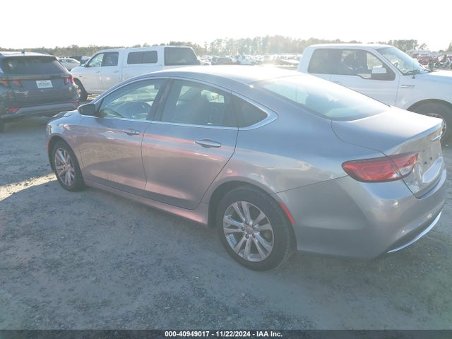 Chrysler 200 Limited 2015 1C3CCCAB1FN528426 Image 3