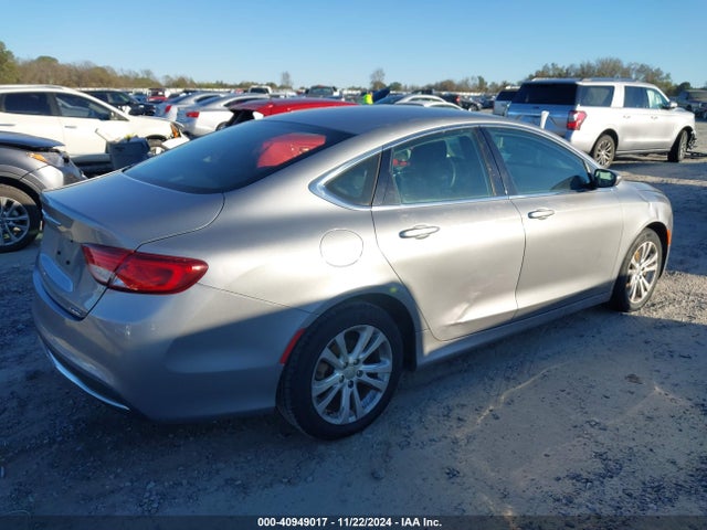 Chrysler 200 Limited 2015 1C3CCCAB1FN528426 Image 4
