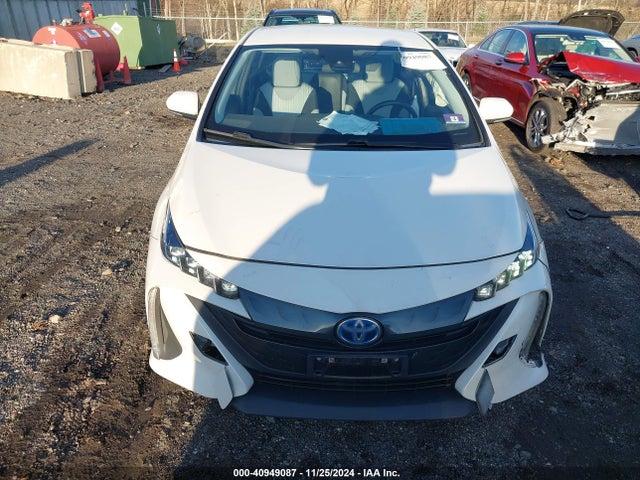 JTDKARFP8H3033532 Toyota Prius Prime Plus