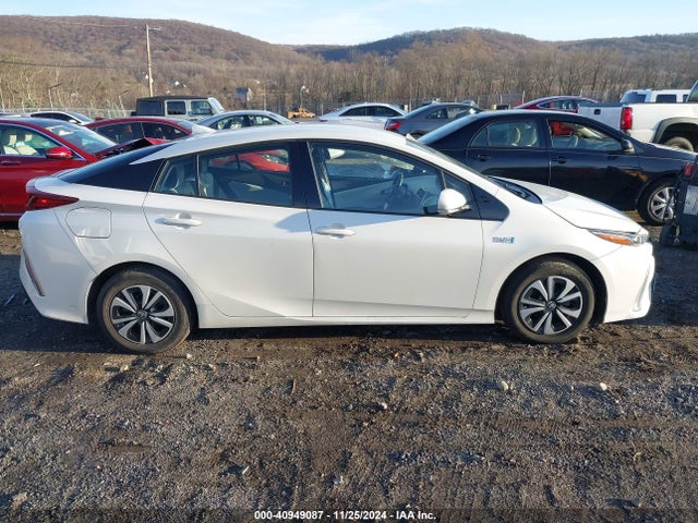 JTDKARFP8H3033532 Toyota Prius Prime Plus