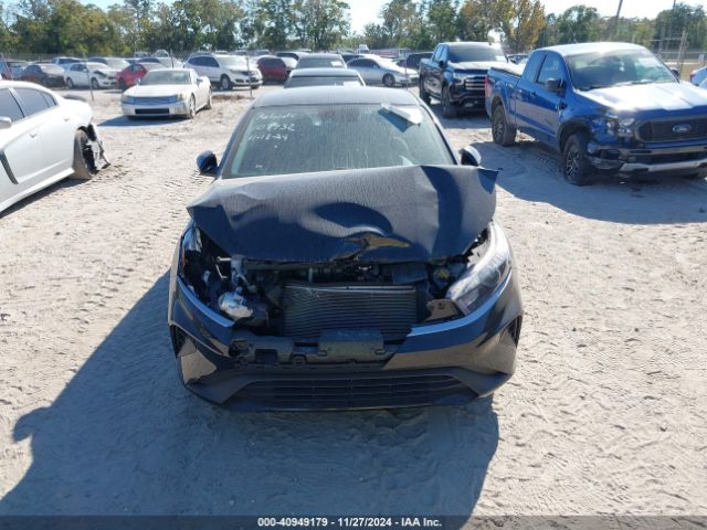 3KPF24AD4NE499963 KIA FORTE FE