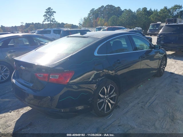 Chevrolet MALIBU LT 2018 1G1ZD5ST8JF280192 Image 4
