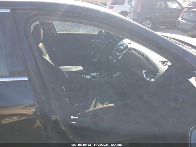 Chevrolet MALIBU LT 2018 1G1ZD5ST8JF280192 Image 5