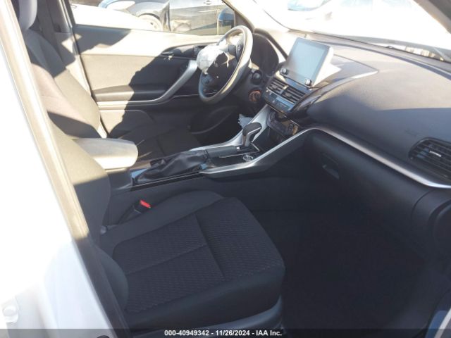 JA4ATVAA9NZ042812 Mitsubishi Eclipse Cross Le