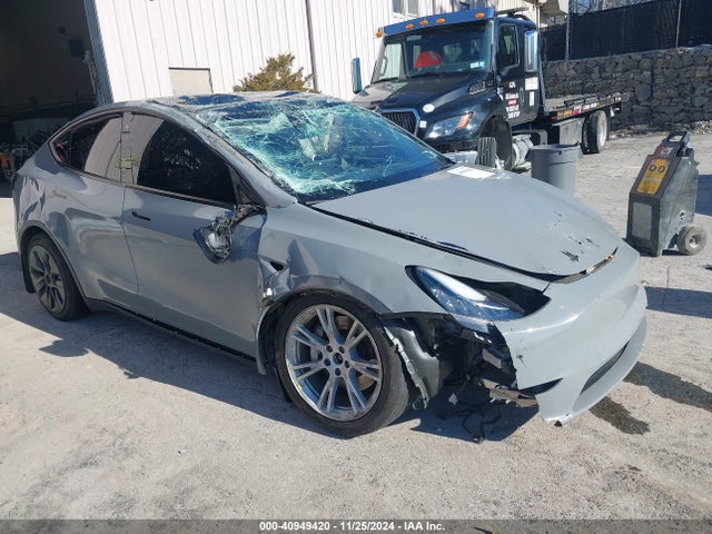 2022 TESLA MODEL Y 7SAYGDEE2NA014887 Photo 0