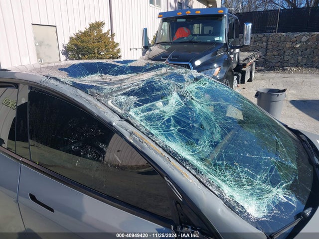 2022 TESLA MODEL Y 7SAYGDEE2NA014887 Photo 5