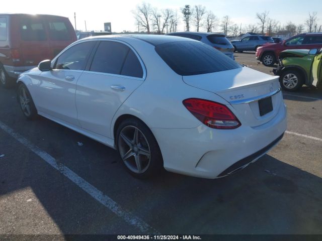2016 MERCEDES-BENZ C 300 55SWF4KB0GU178788 Photo 2