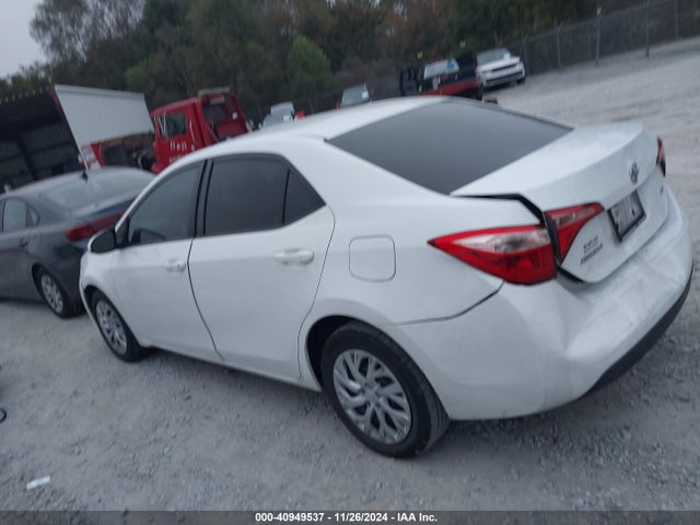 Toyota COROLLA LE 2018 5YFBURHE4JP768377 Image 14