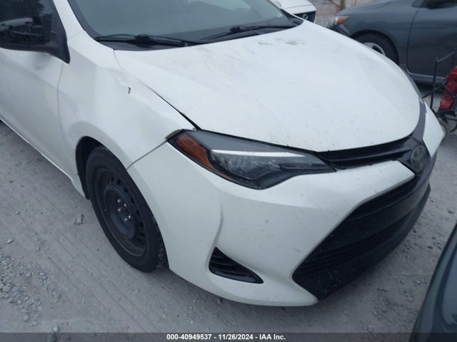 Toyota COROLLA LE 2018 5YFBURHE4JP768377 Image 6