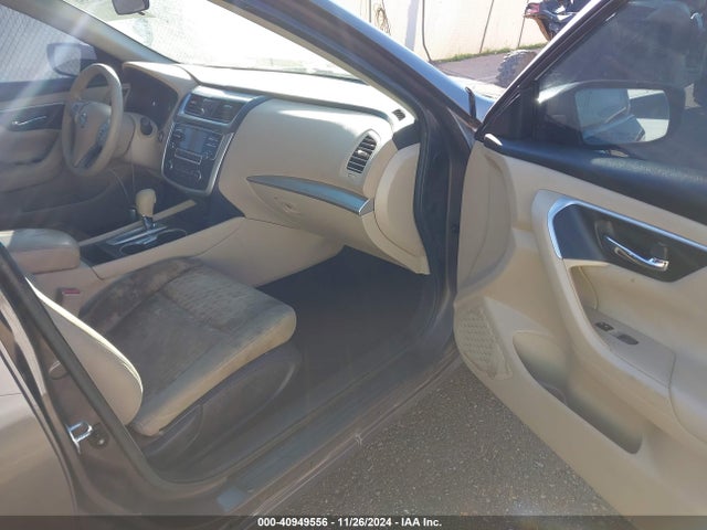 Nissan Altima 2.5 S 2016 1N4AL3AP1GN305342 Image 5