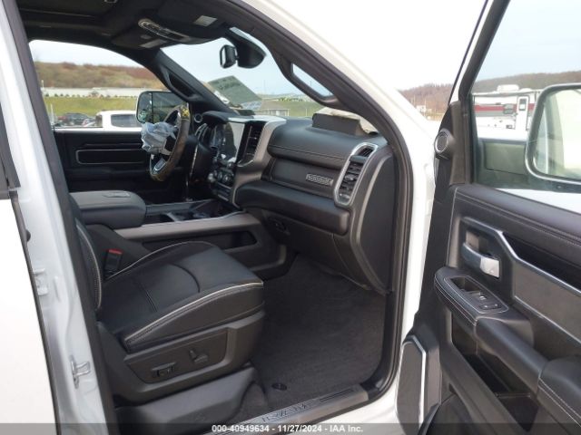 3C6UR5FJ6NG391718 RAM 2500 Laramie  4x4 6'4 Box