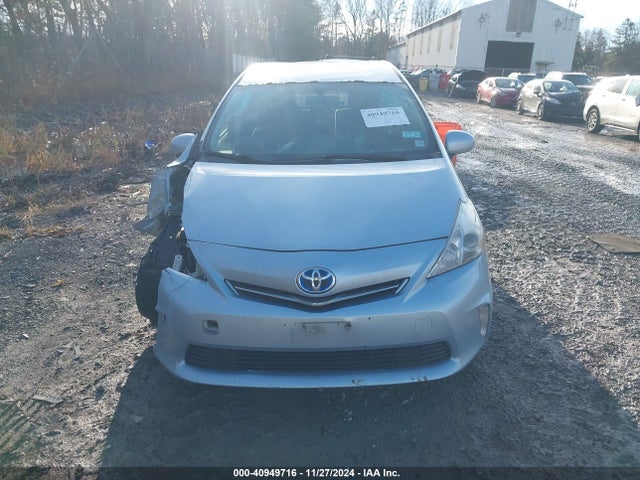 Toyota Prius V Two 2014 JTDZN3EU5EJ005928 Image 12