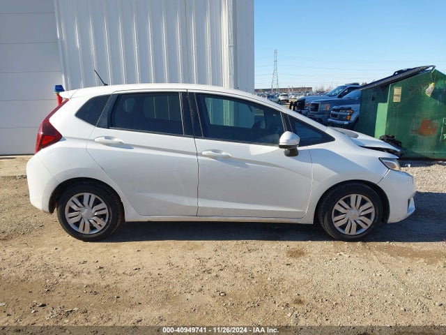 Honda FIT LX 2016 JHMGK5H54GX021875 Image 13