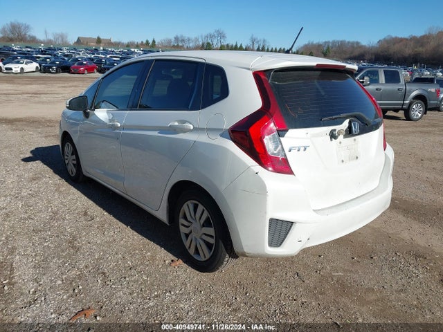 Honda FIT LX 2016 JHMGK5H54GX021875 Image 3