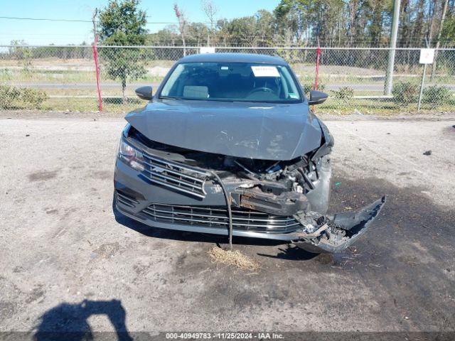 1VWAT7A38GC036232 Volkswagen Passat 1.8t R-line