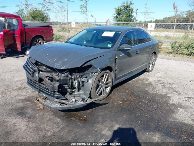 1VWAT7A38GC036232 Volkswagen Passat 1.8t R-line