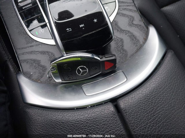 WDC0G4KB7JV092479 Mercedes-Benz Glc 300 4matic