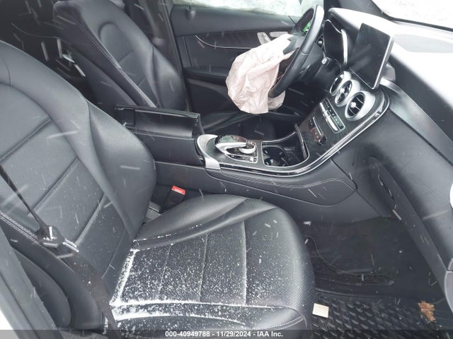 WDC0G4KB7JV092479 Mercedes-Benz Glc 300 4matic