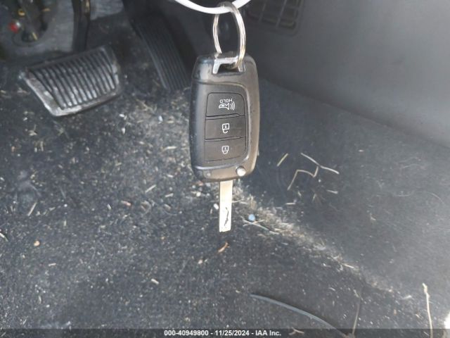KMHRB8A38LU053711 Hyundai Venue Se