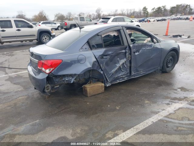 1G1PA5SH8E7345425 Chevrolet Cruze Ls Auto