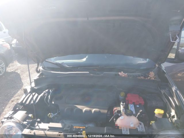 ZACCJABB4JPH46087 Jeep Renegade Altitude Fwd