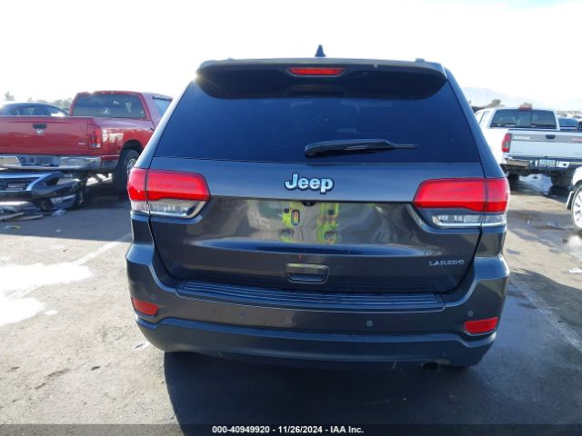 1C4RJEAG2KC776497 Jeep Grand Cherokee Laredo E 4x2