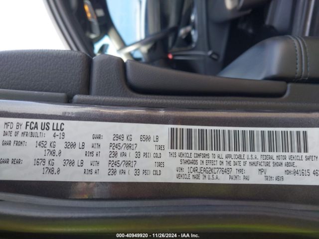 1C4RJEAG2KC776497 Jeep Grand Cherokee Laredo E 4x2