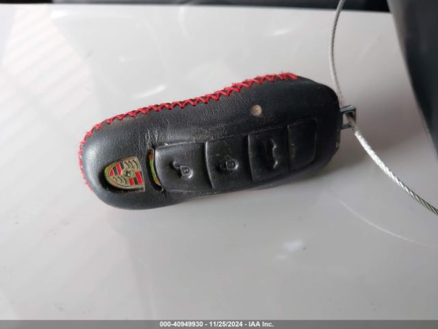 2011 PORSCHE CAYENNE WP1AC2A22BLA88234 Photo 10