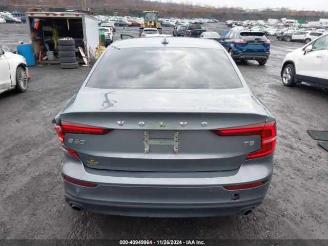 7JR102FK5LG051466 Volvo S60 T5 Momentum