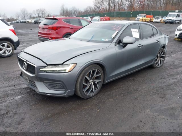 7JR102FK5LG051466 Volvo S60 T5 Momentum