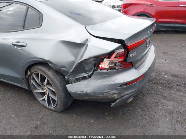 7JR102FK5LG051466 Volvo S60 T5 Momentum