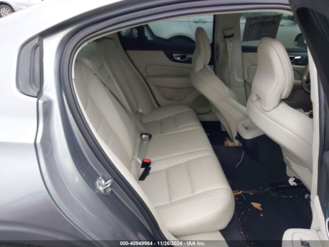 7JR102FK5LG051466 Volvo S60 T5 Momentum